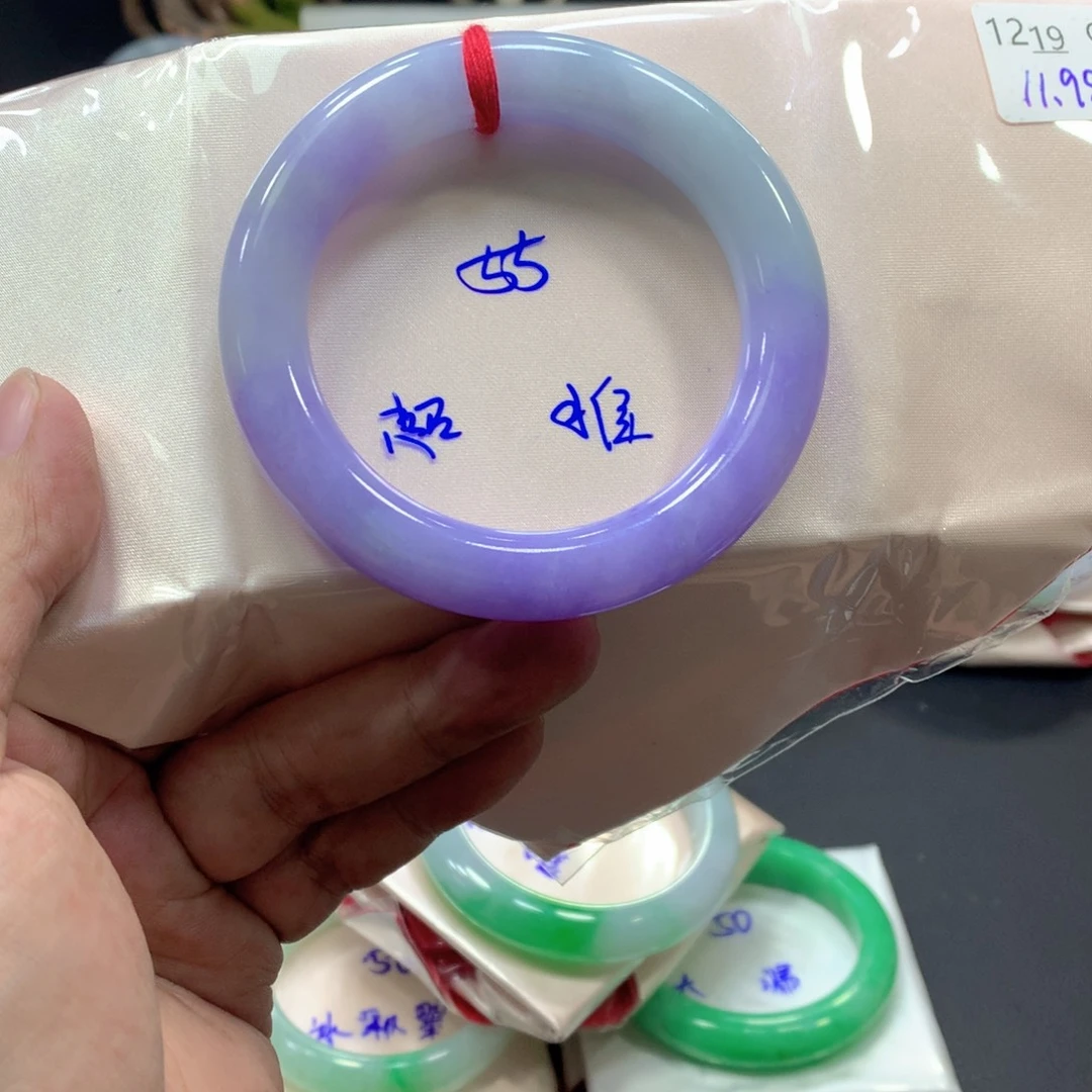 翡翠未镶嵌手镯翡翠