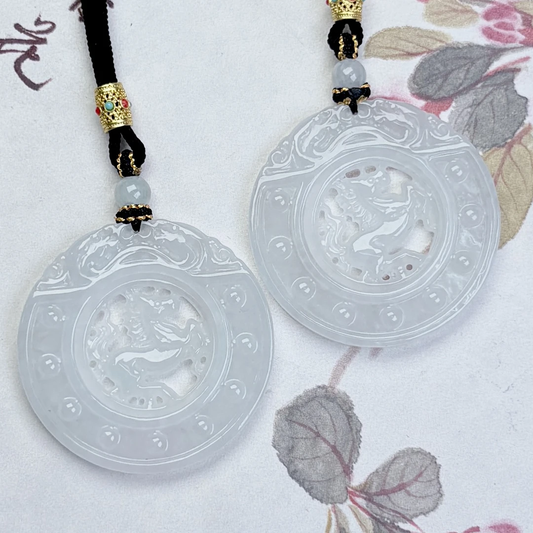 280444/天然缅甸翡翠A货时来运转马牌吊坠  多样性一件发