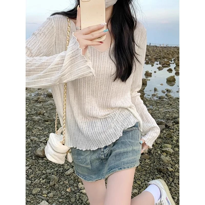 夏季法式微透木耳边V领长袖女纯欲薄款防晒罩衫宽松T恤高级感上衣
