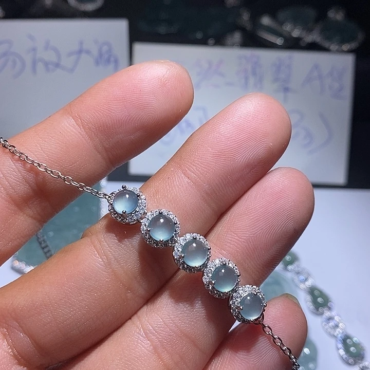 翡翠未镶嵌颈饰天然翡翠