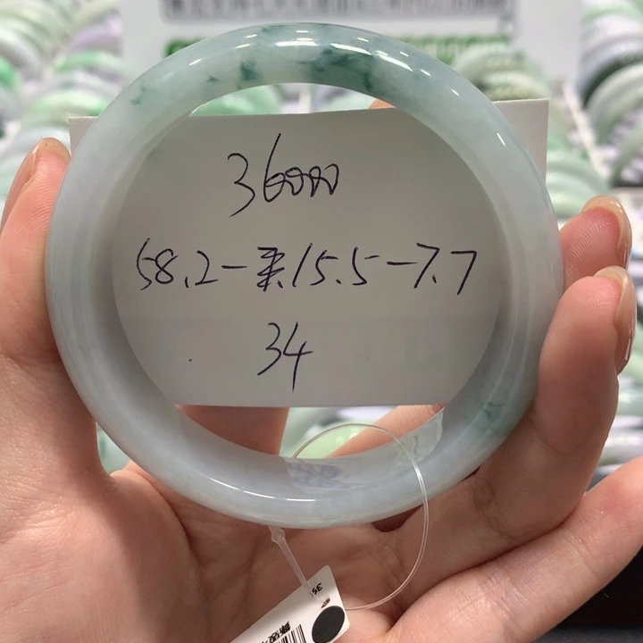 翡翠未镶嵌手镯34