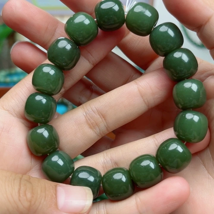 未镶嵌手链和田玉卡14