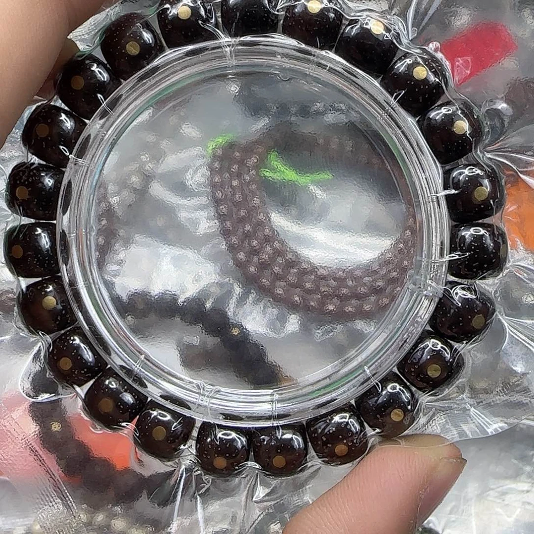 星月菩提手串74殿堂黑金星月菩提单圈10左右