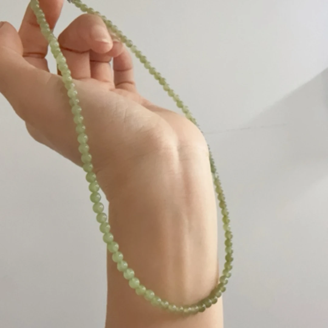 和田碧玉4MM粉绿项链