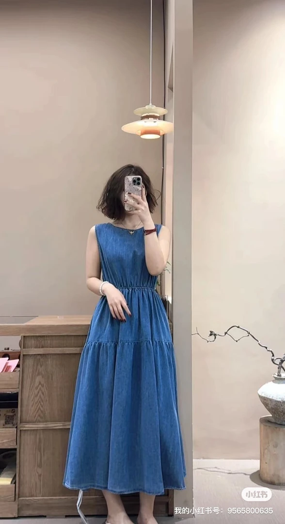 韩系极简风连衣裙