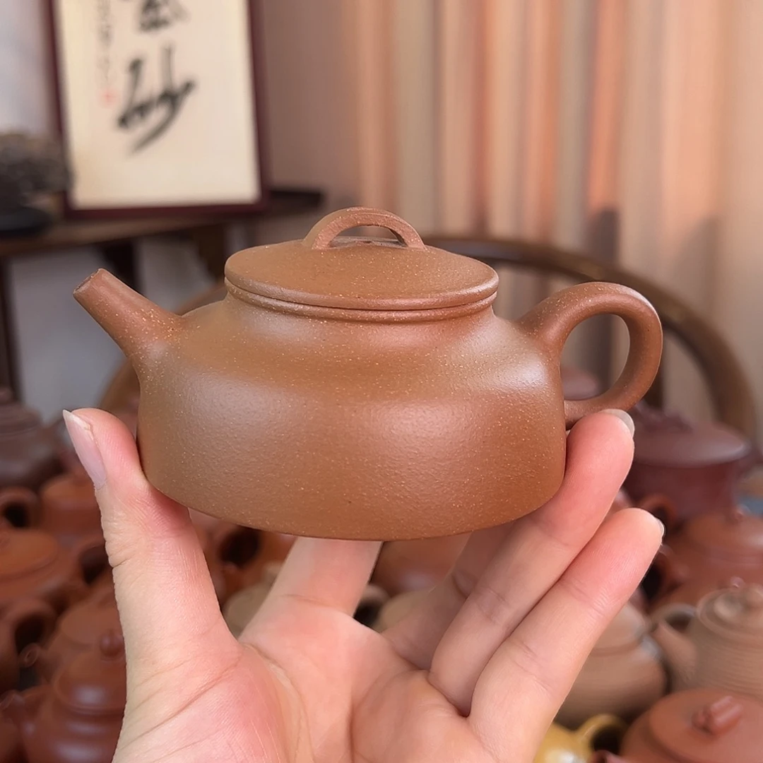 茶壶紫砂精品原矿 折肩半月 黄降坡 150cc