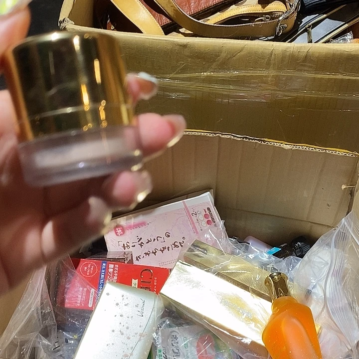 ****木中古香水沐浴露持久留香