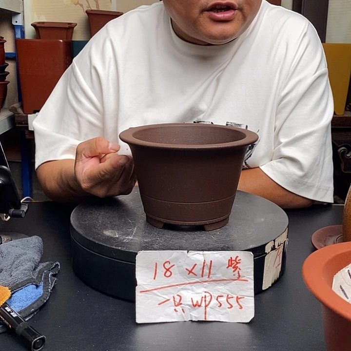 紫砂花盆货号一只WP555