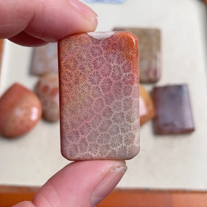 合金颈饰硅化玉58