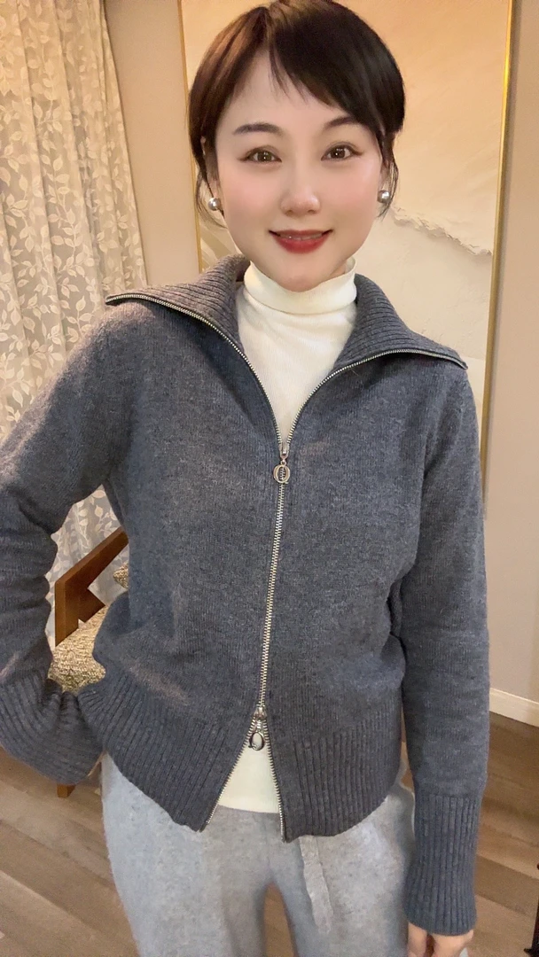 #拉链大翻领开衫#女士毛衣开衫时尚百搭纯色针织衫