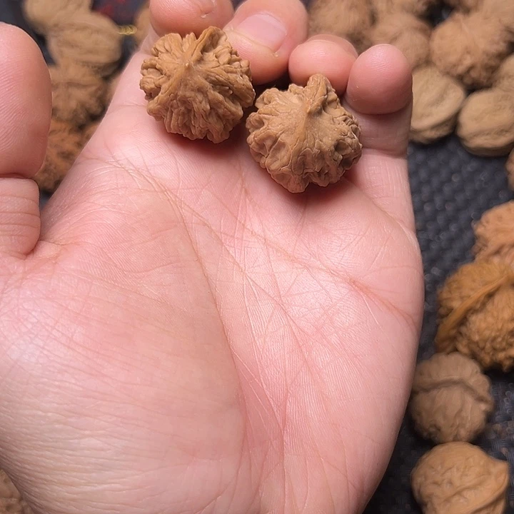 文玩核桃吊坠一帆风顺