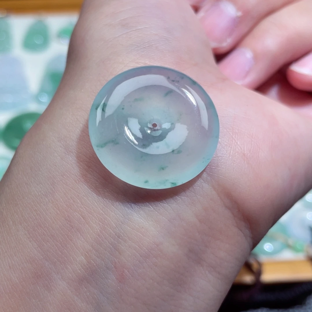 翡翠未镶嵌颈饰扣子