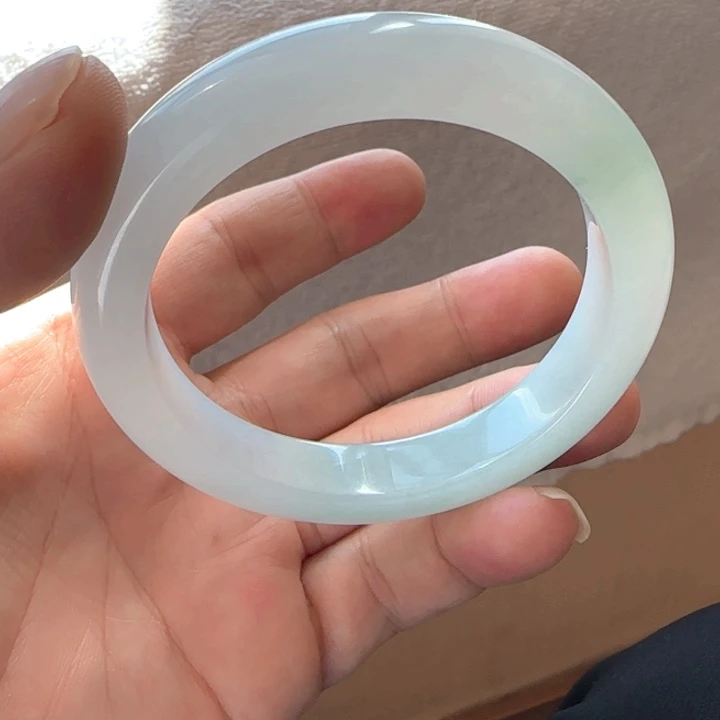 翡翠未镶嵌手镯冰化胶