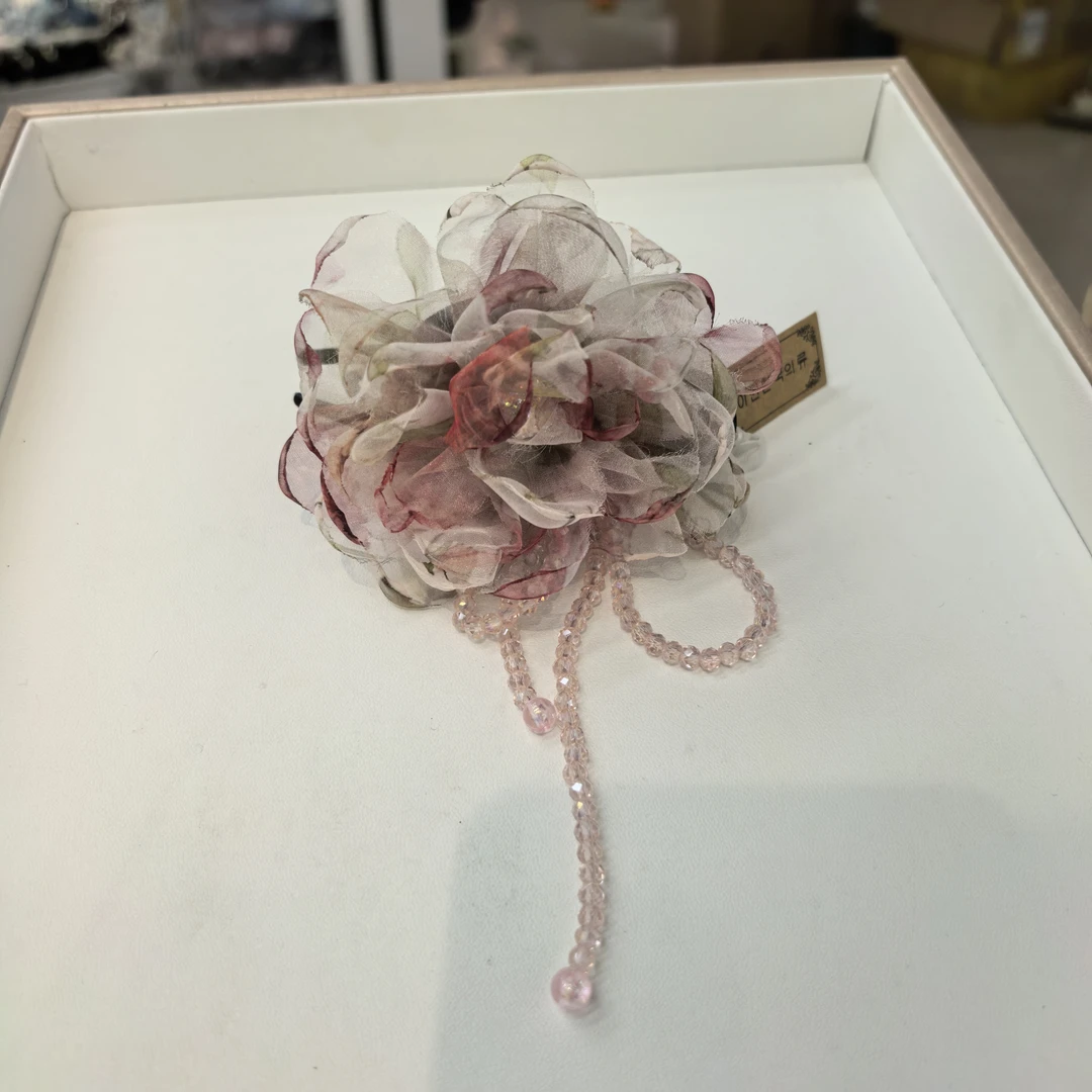 D206粉色纱纱花朵蝴蝶结水水懒人夹