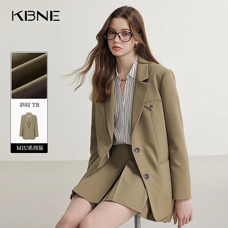 KBNE西装外套女爆款洋气2025春季新款复古通勤卡其色高级感西服女