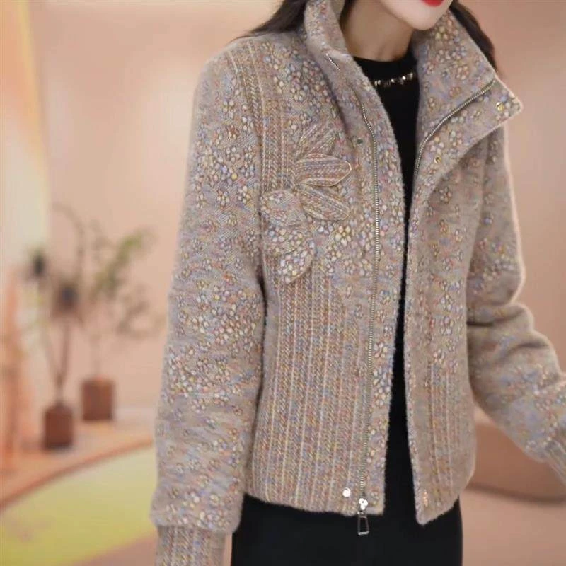 轻奢修身短款棉服休闲外套2025冬季新款加厚保暖百搭时尚减龄上衣