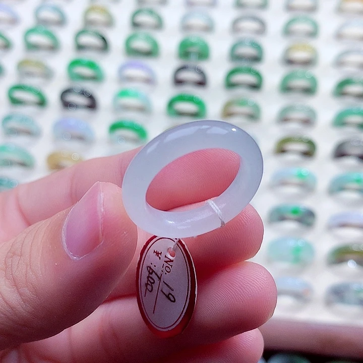 翡翠未镶嵌戒指19号