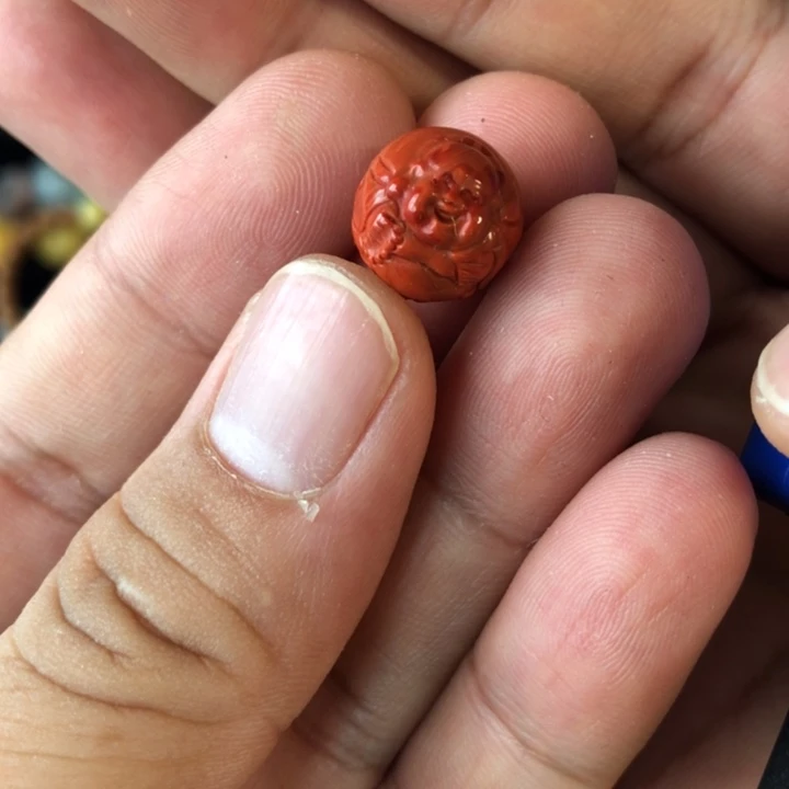 南红玛瑙未镶嵌珠宝半成品