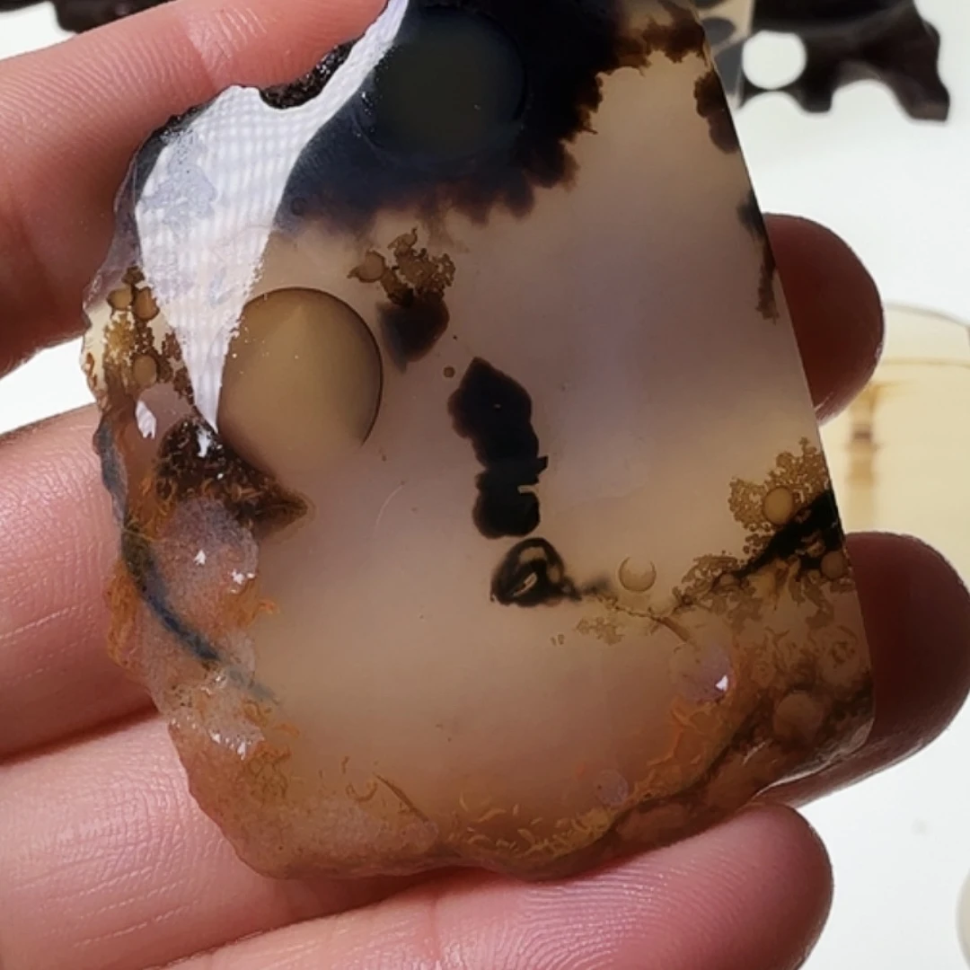 不***乖玛瑙/玉髓未镶嵌珠宝半成品