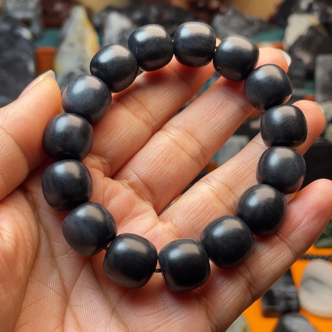 和田玉未镶嵌手串