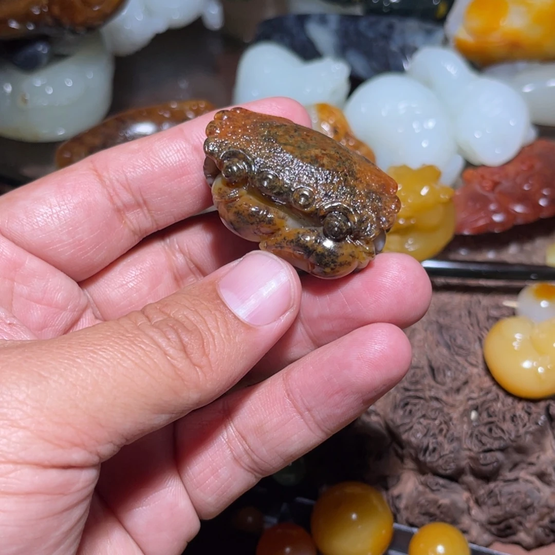 和田玉未镶嵌车挂