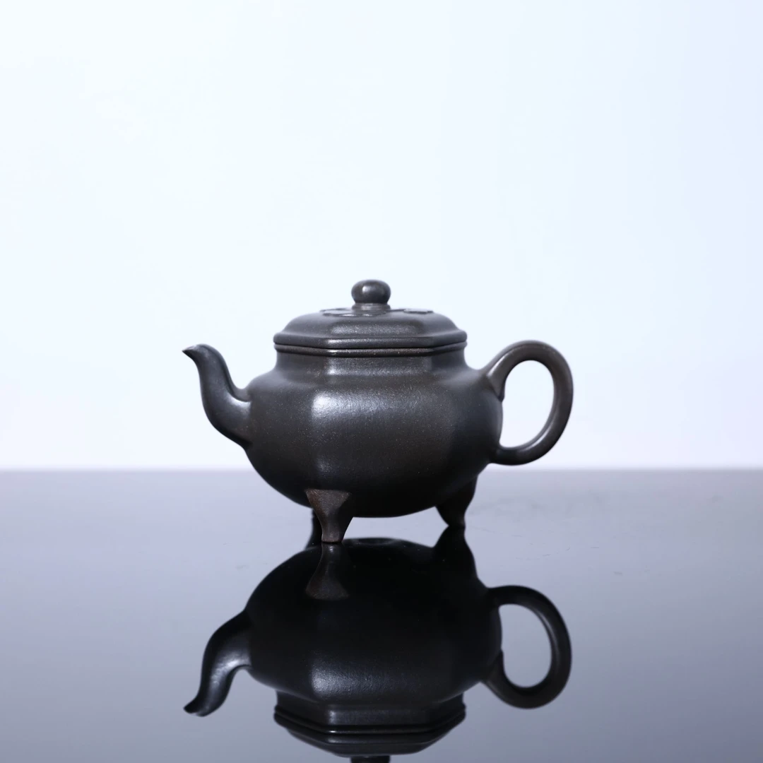 【前墅龙窑丨三足六方大彬如意】蒋亚萍  乌泥  约230cc  紫砂壶