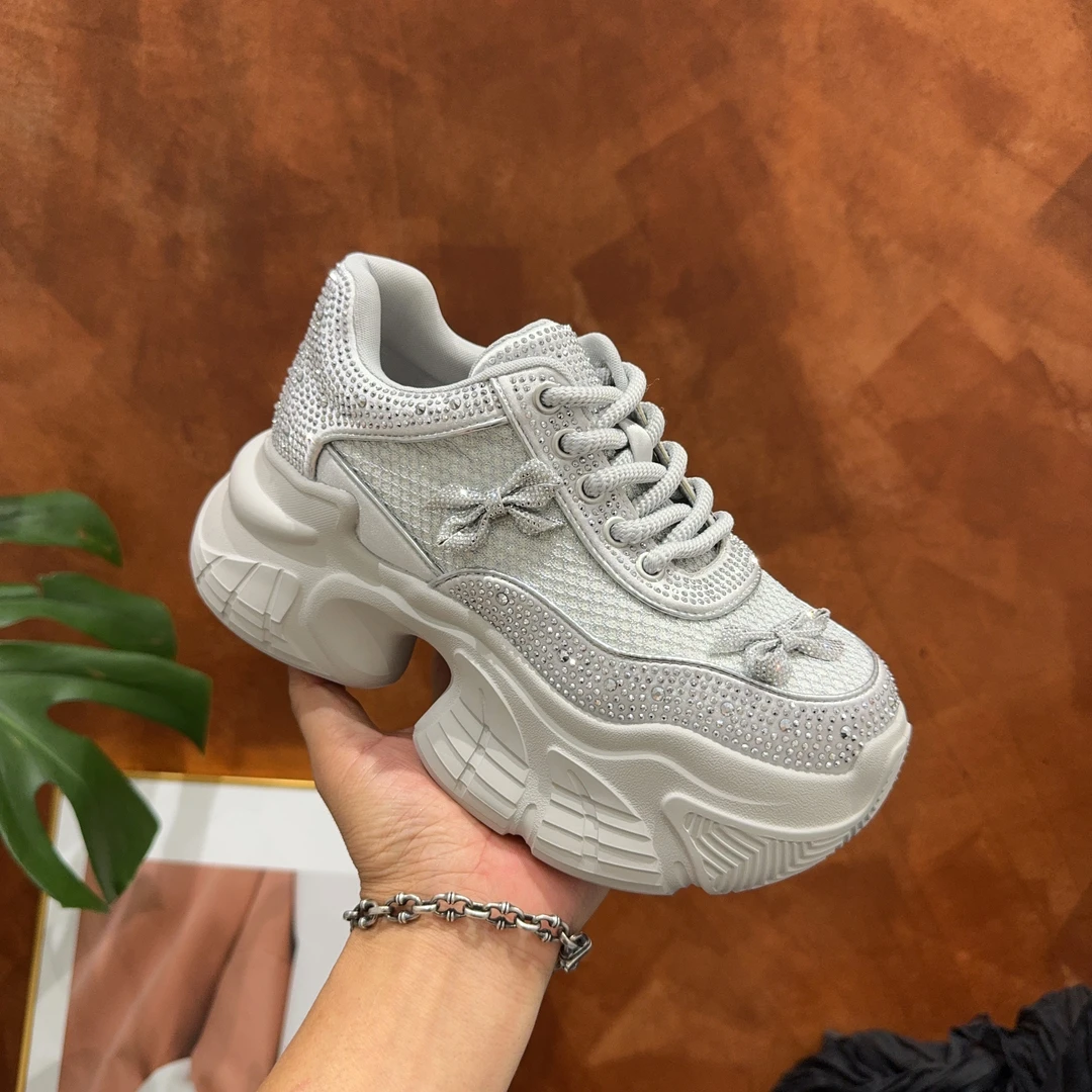 511-9 厚底增高轻盈女休闲鞋