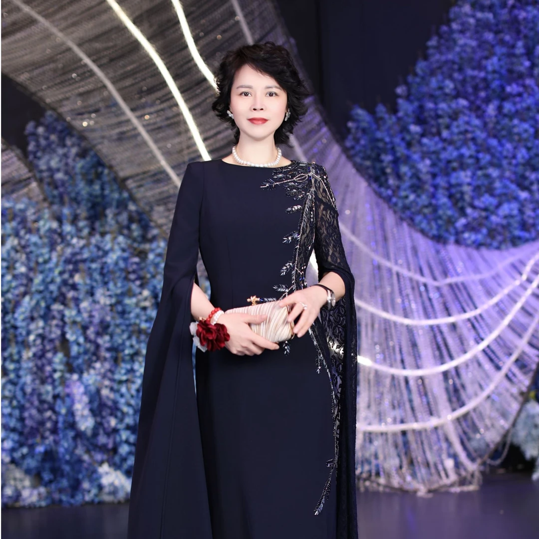 BOFEINA/帛妃娜高定礼服修身高级感设计时尚气质显瘦蕾丝喜妈妈