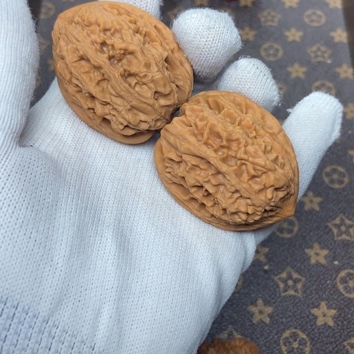 博***o核桃文玩核桃大沽石