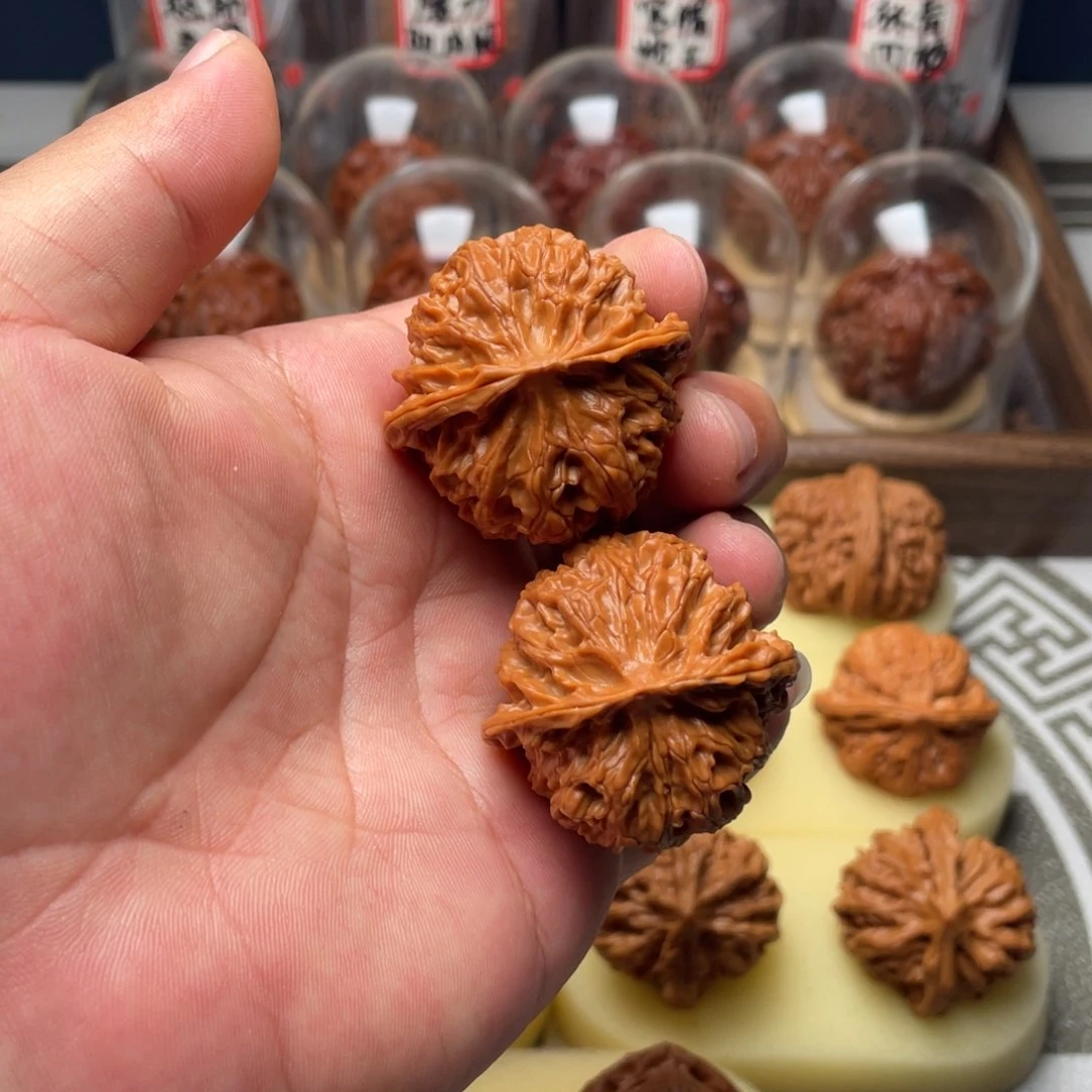 子***儒文玩核桃把件39全品苹果园
