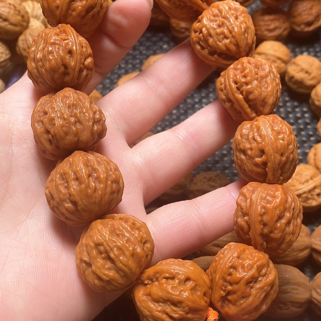 文玩核桃手串粗筋桃心