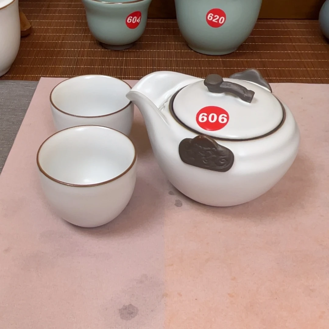 瓷片新号福利，闭眼入。