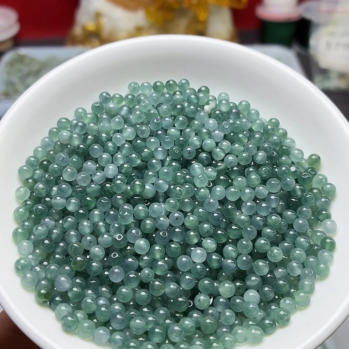 翡翠未镶嵌手链卡3.8冰蓝水50个