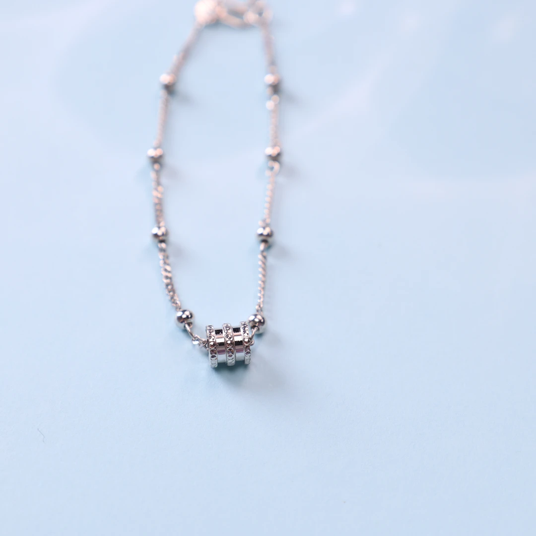 维尔珠宝铂金PT950手链小蛮腰设计款时尚轻奢甜美12008