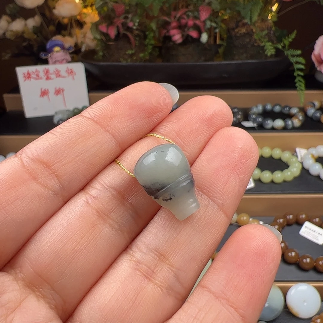 和田玉未镶嵌手链新疆籽青花三通