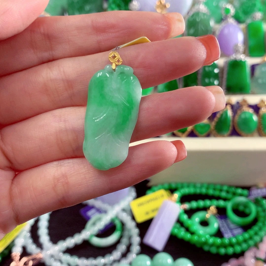 吊坠(不含链)18K金镶嵌翡翠