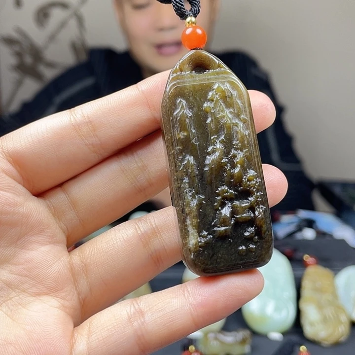 和田玉未镶嵌颈饰