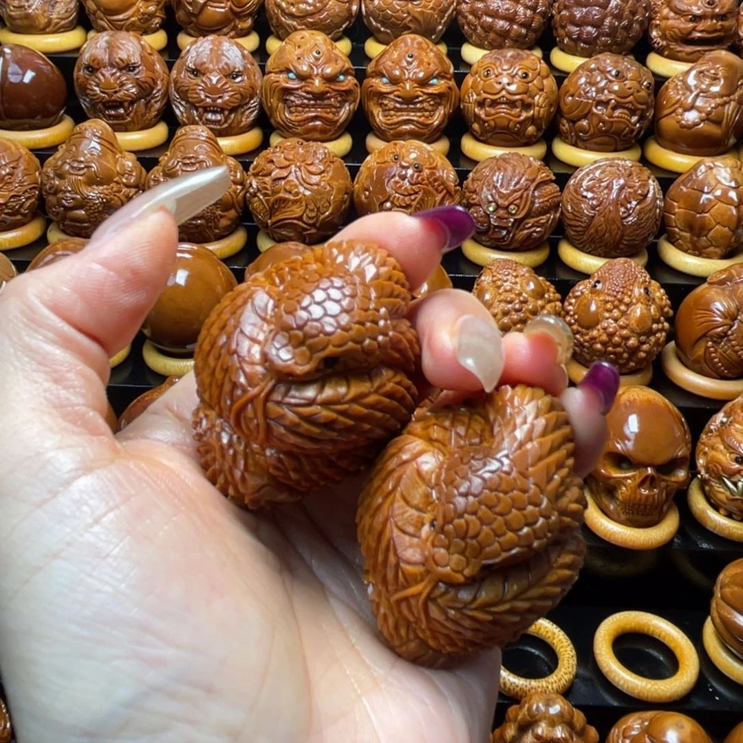 老***~橄榄核把件橄榄球