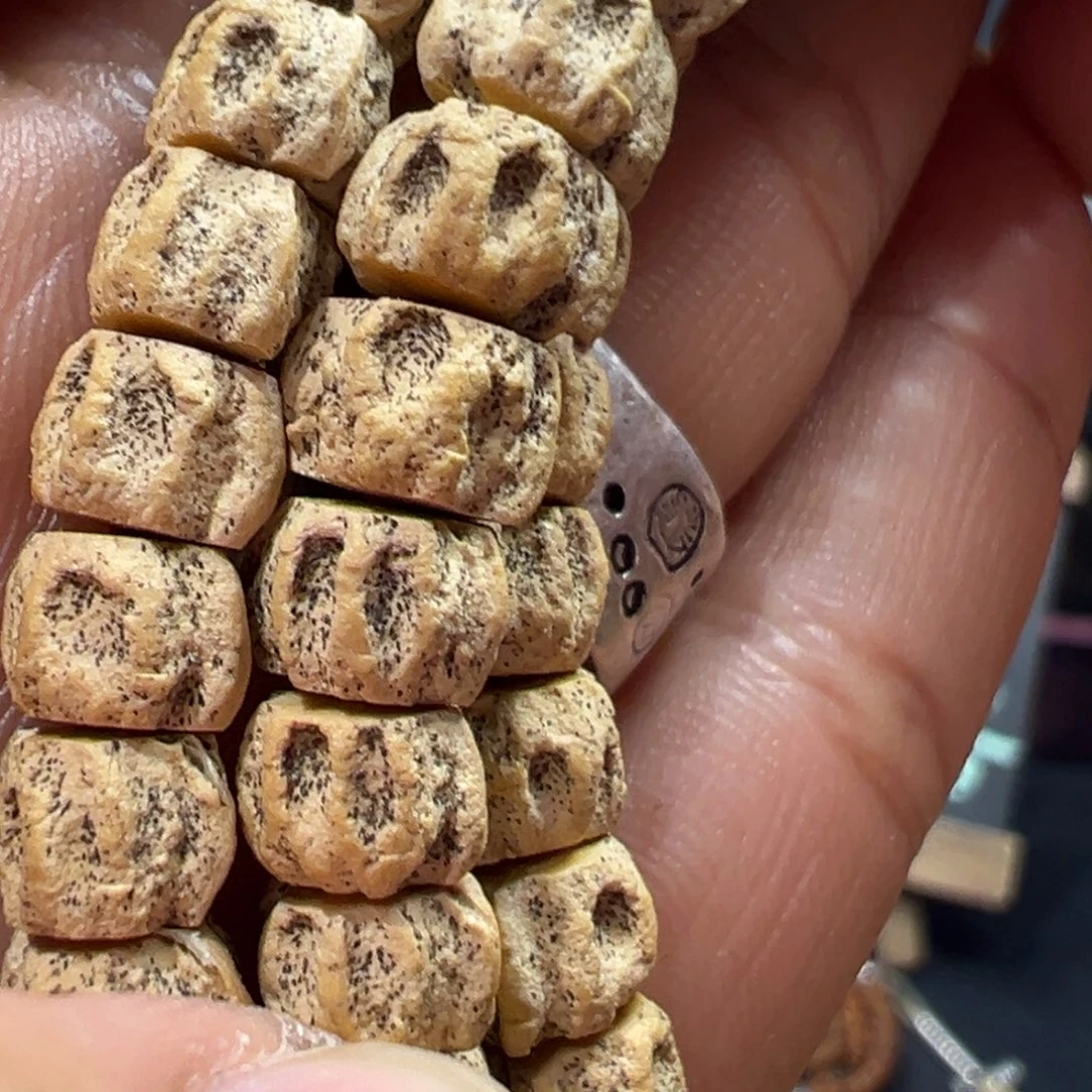 吊坠柏香籽/百香籽魔尸