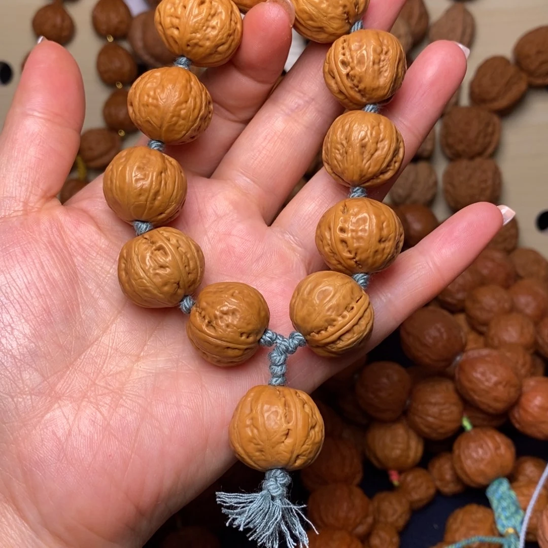文玩核桃手串元宝手持