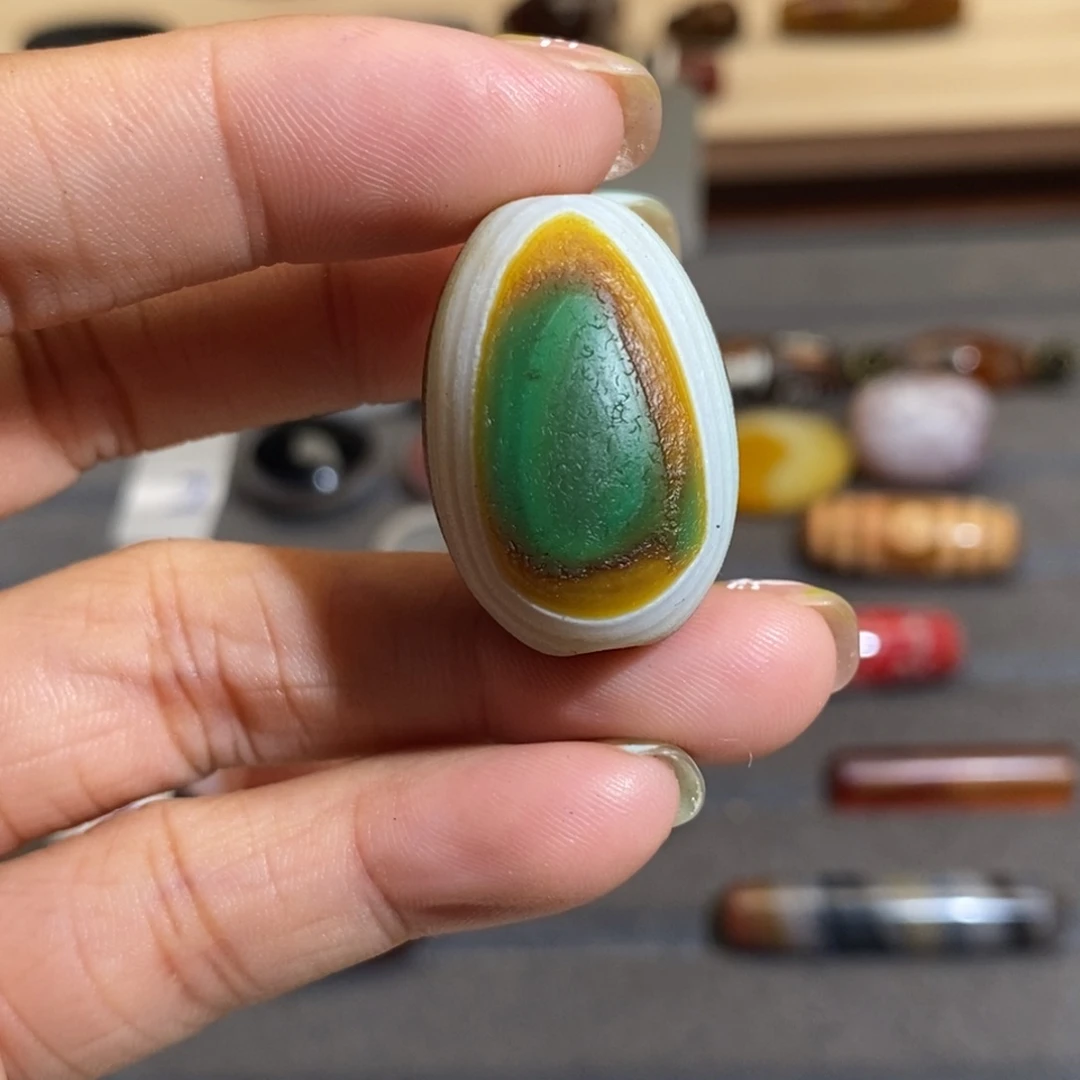 花***檀玛瑙/玉髓手链未镶嵌