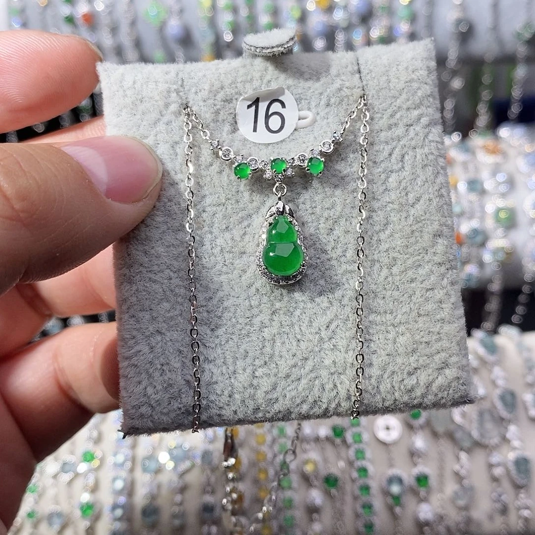 翡翠银S925镶嵌颈饰