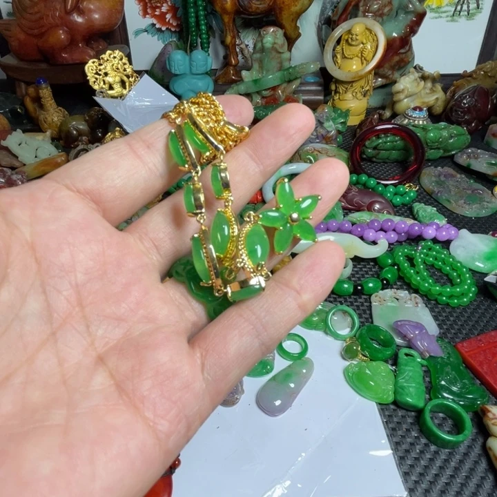 滴血莲花菩提吊坠