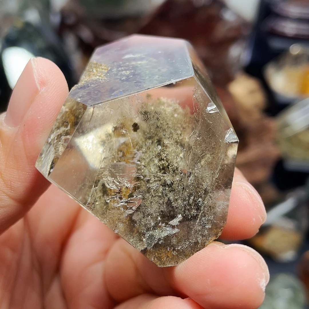 未镶嵌水晶大型摆件（非配饰）
