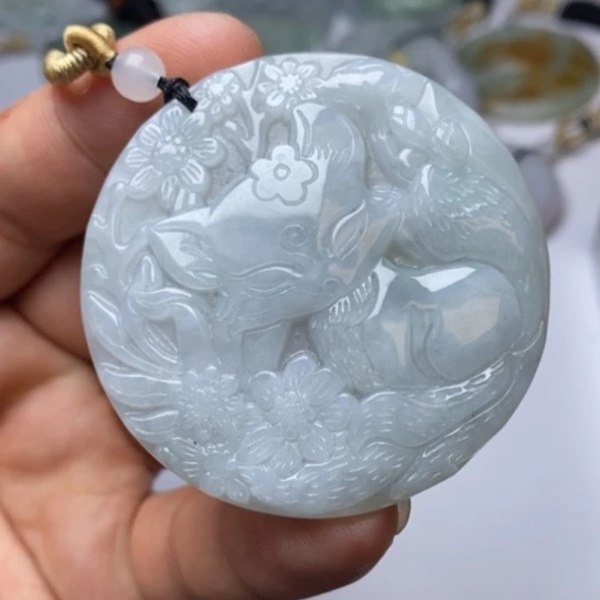 翡翠未镶嵌颈饰翡翠