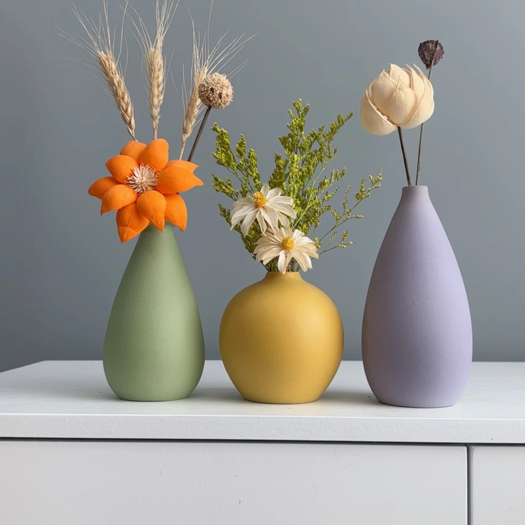 摆件陶瓷小花瓶摆件含花总高约20-30cm