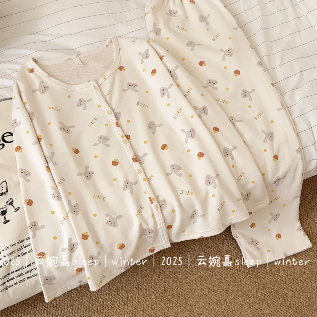 『甜心兔兔』秋冬睡衣女亲肤蚕丝羊绒保暖带口袋开衫长袖家居服套装