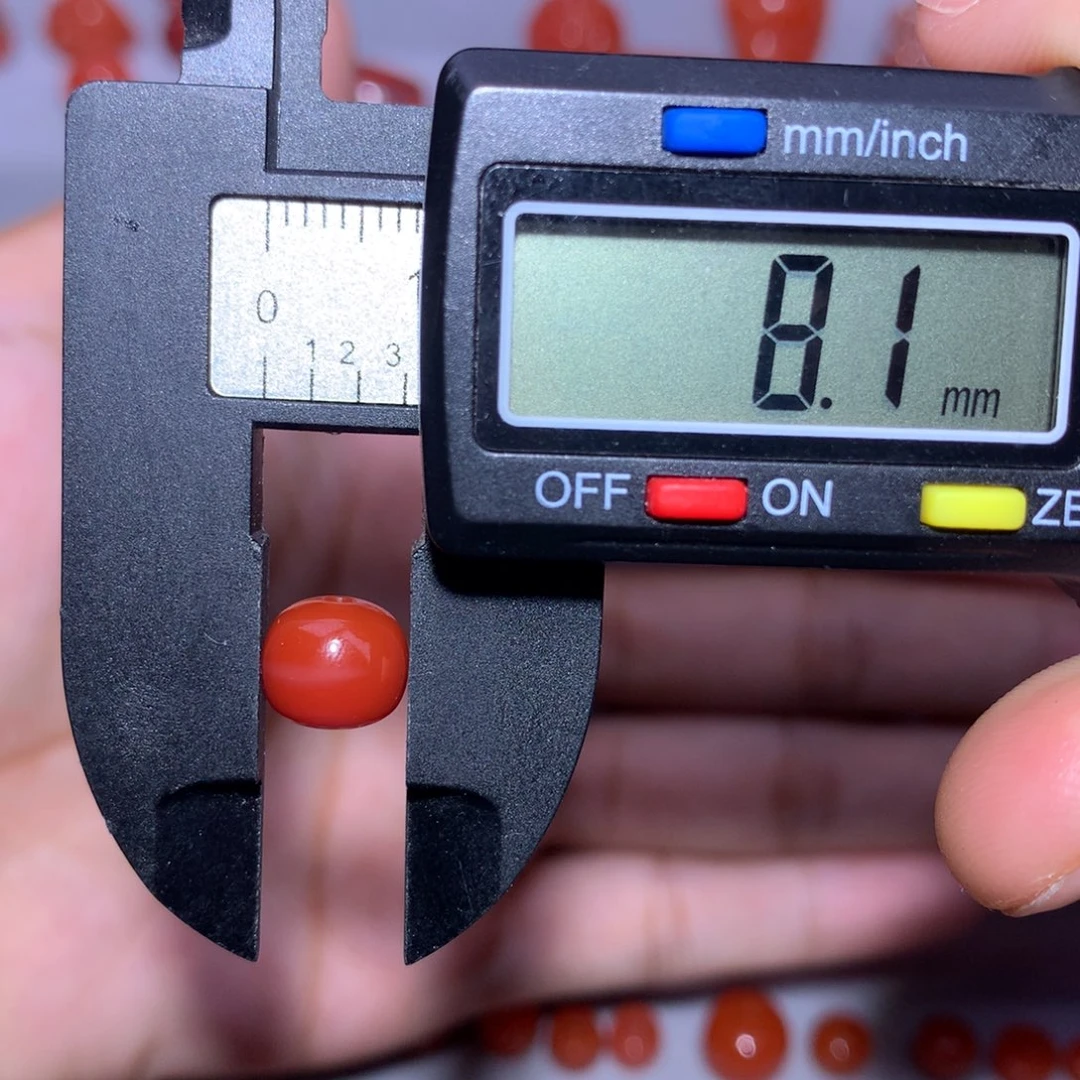 南红玛瑙未镶嵌老型8×7白纹