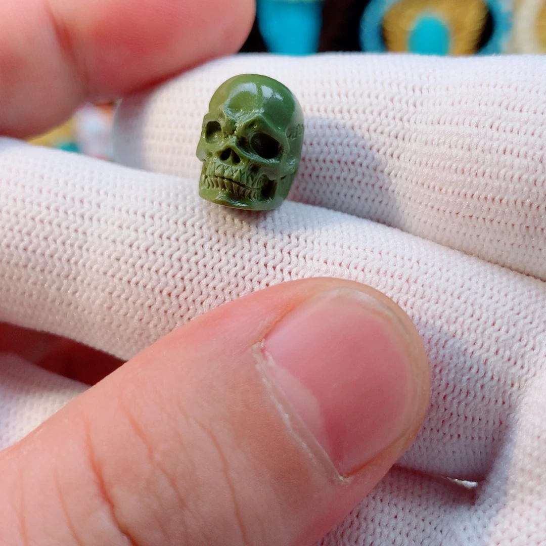 绿松石未镶嵌配饰小***?