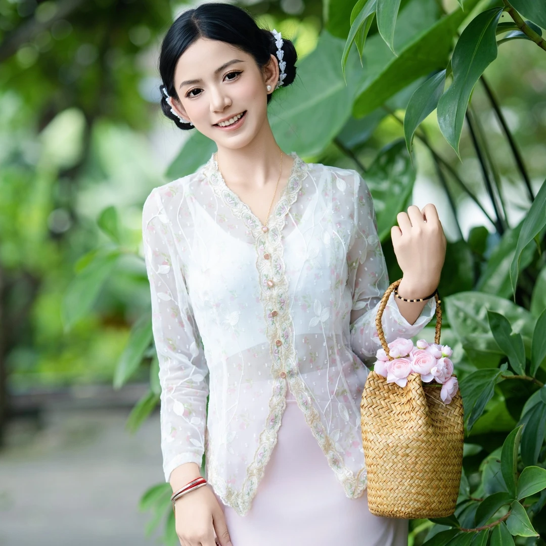 沙芭利温柔粉色改良娘惹装 温婉浪漫南洋风穿搭 傣族筒裙民族风
